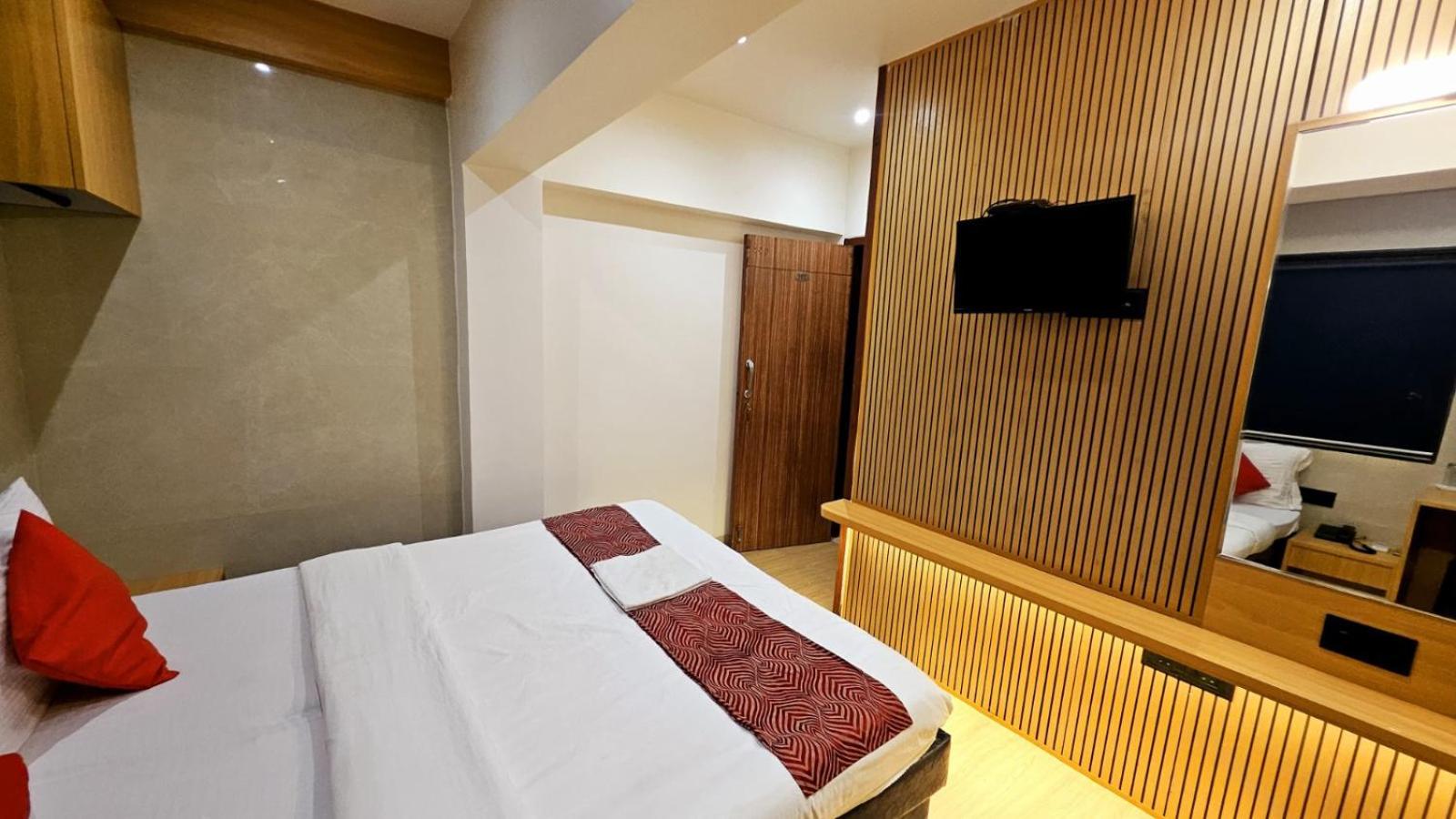 Hotel Vashi Inn Nová Bombaj Exteriér fotografie